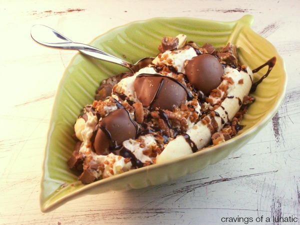 Turtle Banana Split | Super easy to whip together for an indulgent treat. 