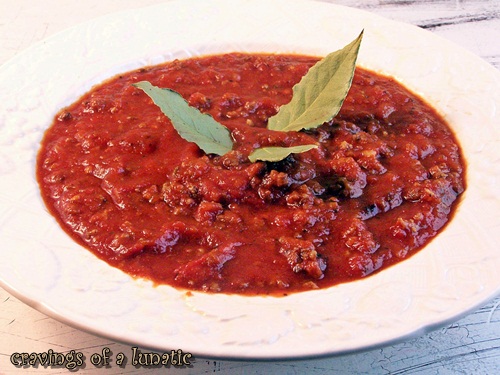 The Lunatic Gets Sauced: Slow Cooker Red Sauce/Spaghetti Sauce