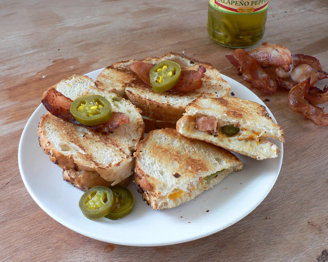 Jalapeno Popper Grilled Cheese Sandwich with Bacon 