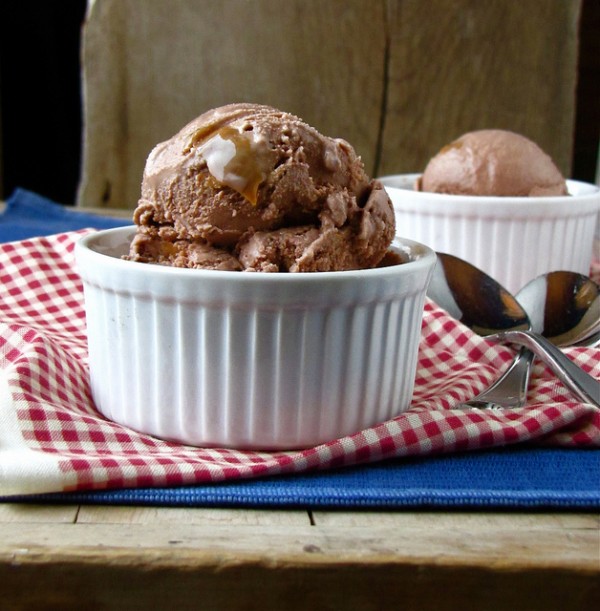 Easy Chocolate Ice Cream with Caramel by Miss in the Kitchen