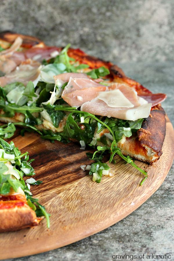 Prosciutto and Arugula Pizza | Simple to make yet full of flavour. Made in under 30 minutes, it's a winner in our house!