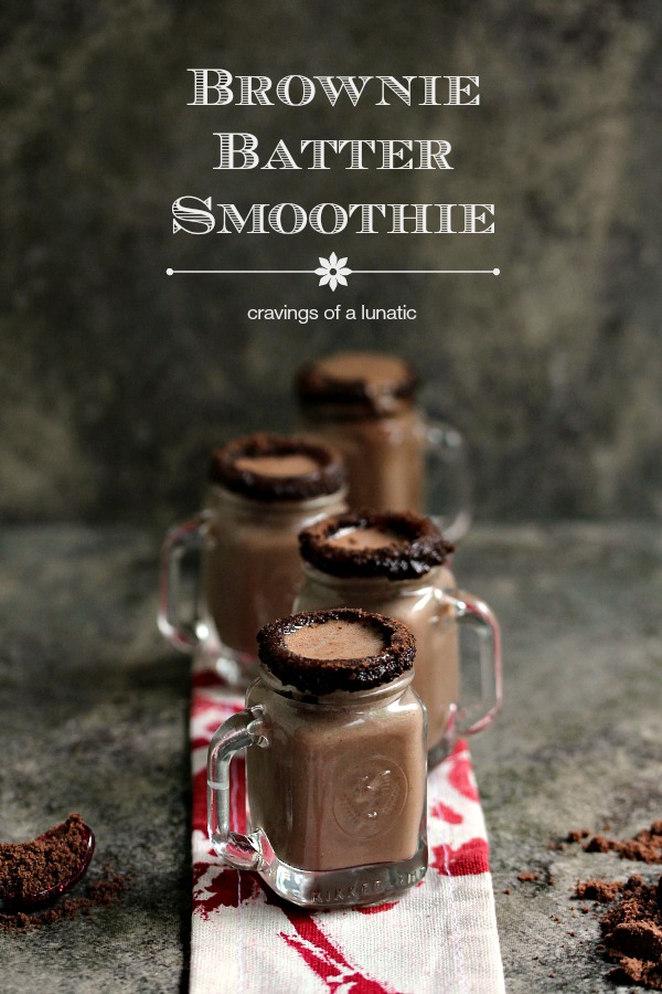 Brownie Batter Smoothie | This Brownie Batter Smoothie is so simple to make. Your kids will love this one.