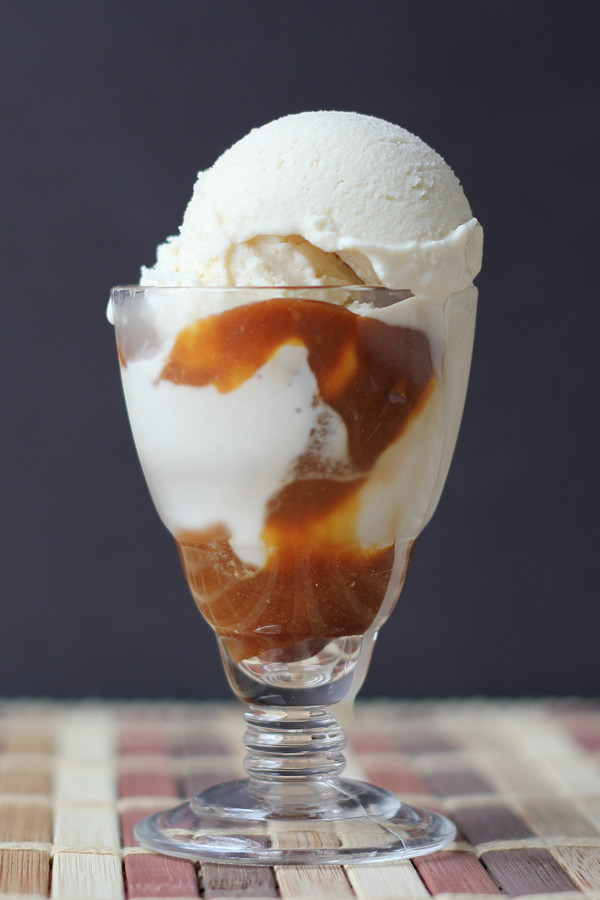 Baileys Ice Cream Sundae | Guest Post by Cookistry on Cravings of a Lunatic
