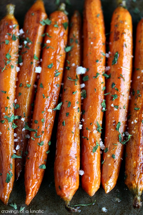 close up overhead image of balsamic roasted baby carrots 